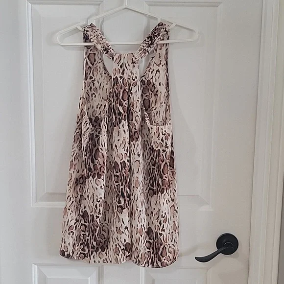 Leopard Print Top - Picture 3 of 4